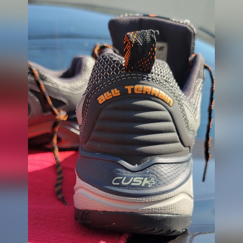New balance - Picture 3 of 5